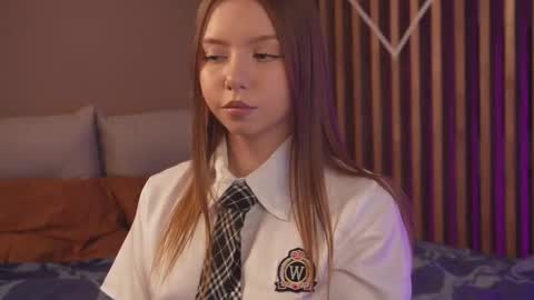 Mila online show from 02-08-26, 01:58