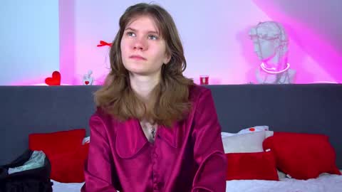 Mila online show from 02-27-26, 12:05