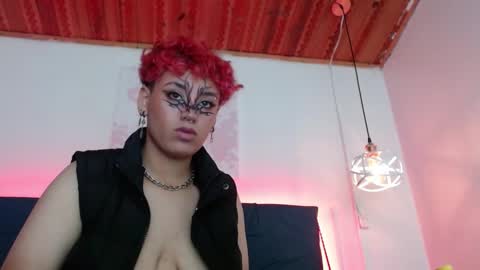 Snapshot of milan_rf chatting on 01-06-25, 08:03 MILAN online show from 01-06-25, 08:03