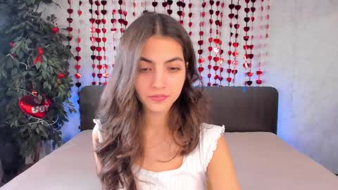 Snapshot of milana_crystal_ chatting on 02-14-25, 08:21 Milana online show from 02-14-25, 08:21