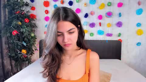 Snapshot of milana_crystal_ chatting on 03-10-25, 08:15 Milana online show from 03-10-25, 08:15