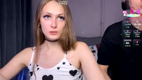 Snapshot of milana_sexwife chatting on 12-18-25, 03:29 Dan and Milana online show from 12-18-25, 03:29