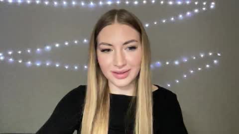 Milana online show from 12-04-24, 07:01