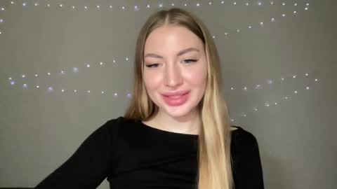 Milana online show from 12-09-24, 06:46