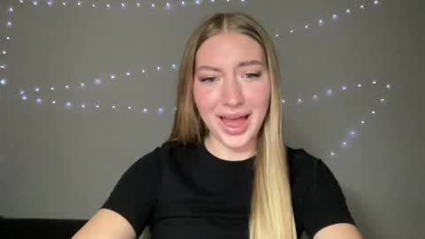 Milana online show from 12-23-24, 07:20