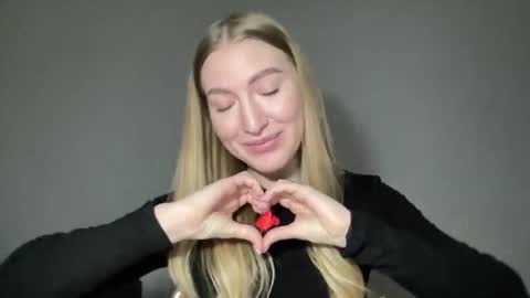 Milana online show from 01-13-25, 11:08