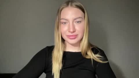 Milana online show from 01-20-25, 06:43