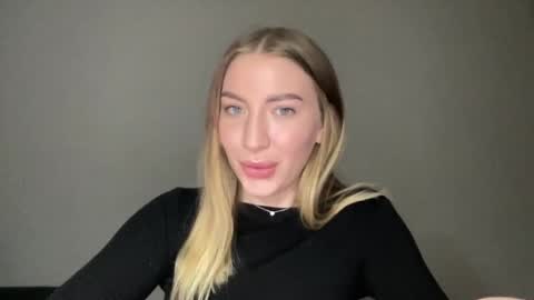 Milana online show from 01-21-25, 07:17