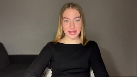 Milana online show from 02-02-25, 09:23