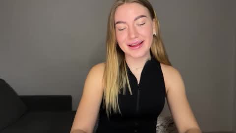 Milana online show from 02-06-25, 09:06