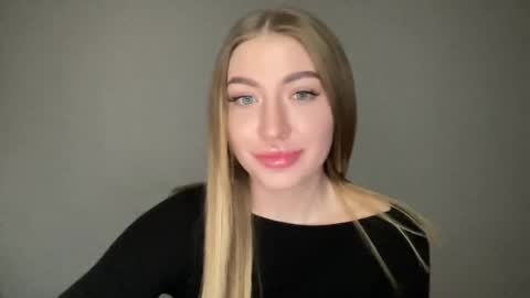 Milana online show from 02-15-25, 03:06