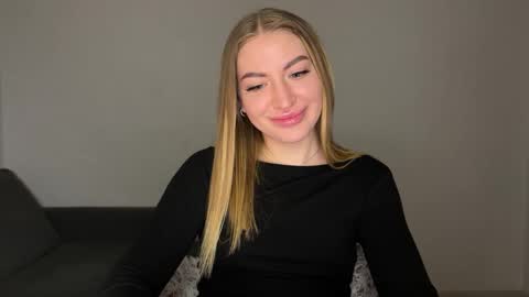 Milana online show from 02-15-25, 09:15