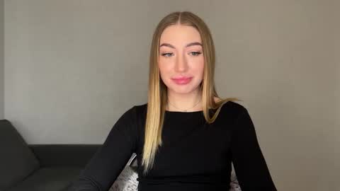 Milana online show from 02-16-25, 01:27