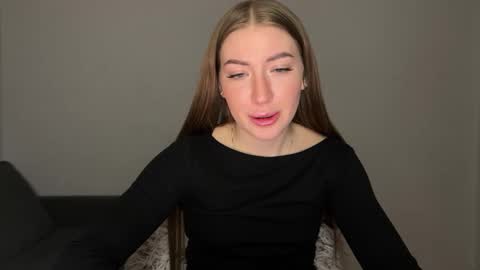 Milana online show from 02-19-25, 10:31