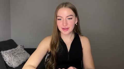 Milana online show from 03-08-25, 03:35