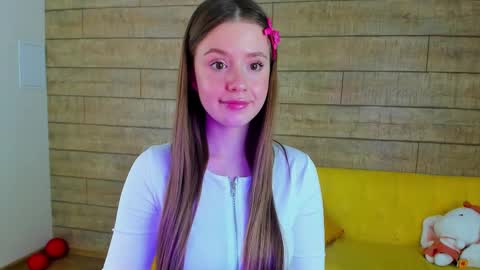 MilanaBalmain online show from 02-10-25, 02:26