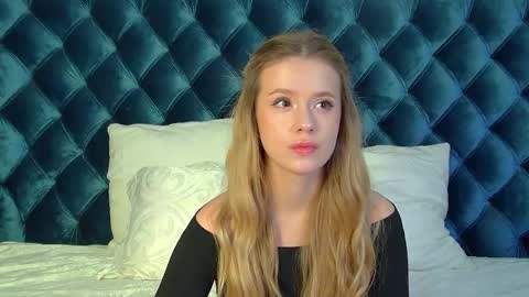 MilanaBalmain online show from 12-03-25, 04:05