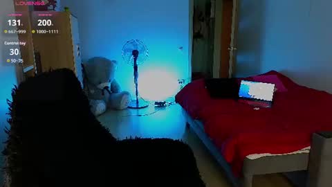 Snapshot of milanafox_ chatting on 06-20-26, 06:54 Lana online show from 06-20-26, 06:54