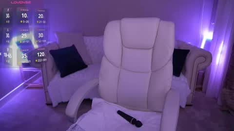 Milana online show from 11-22-25, 02:05