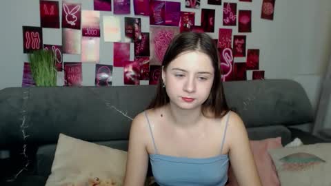 milanaroz online show from 10-12-25, 05:06