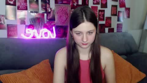 milanaroz online show from 11-23-25, 05:51