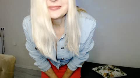 Milena online show from 02-06-25, 04:21