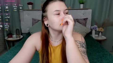 Snapshot of milanaxhoney chatting on 02-07-26, 01:20 milanaxhoney online show from 02-07-26, 01:20