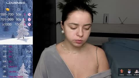 Snapshot of milania_hot_foxy chatting on 02-07-25, 07:38 Mila online show from 02-07-25, 07:38