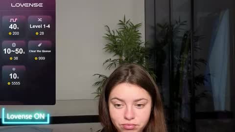 Snapshot of milania_hot_foxy chatting on 10-07-25, 04:26 Mila online show from 10-07-25, 04:26