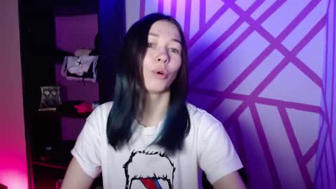 Milania online show from 11-30-25, 01:53