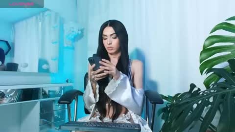 MILAN SANTANA online show from 03-08-25, 10:02