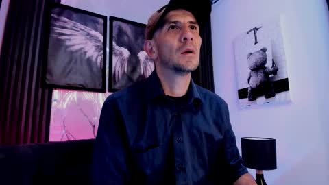 Snapshot of milanwhite_ chatting on 02-24-26, 11:30 MILAN online show from 02-24-26, 11:30