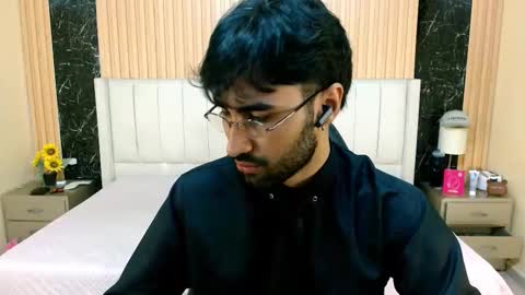 milanzaire online show from 12-20-25, 07:21