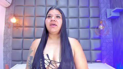 Snapshot of mile_u chatting on 02-01-25, 03:41 Milena online show from 02-01-25, 03:41