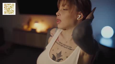 Snapshot of mileeena chatting on 10-23-25, 02:05 M Telegram mamagotachannel online show from 10-23-25, 02:05