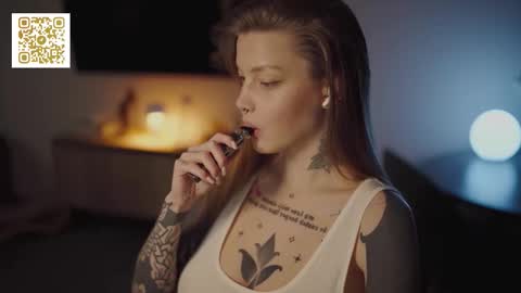 Snapshot of mileeena chatting on 10-27-25, 01:04 M Telegram mamagotachannel online show from 10-27-25, 01:04