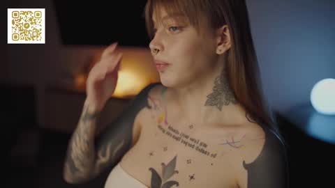 Snapshot of mileeena chatting on 11-16-25, 02:00 M Telegram mamagotachannel online show from 11-16-25, 02:00