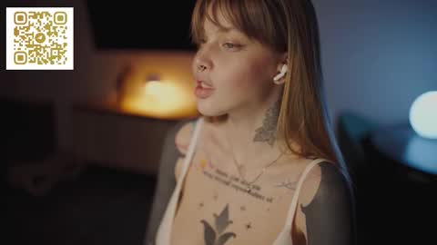 Snapshot of mileeena chatting on 11-27-25, 02:08 M Telegram mamagotachannel online show from 11-27-25, 02:08