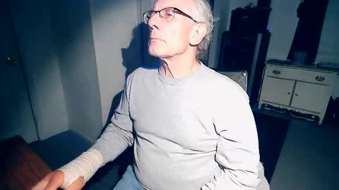 Milehi1958 online show from 02-27-26, 11:38