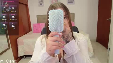 Miley online show from 01-07-25, 01:24