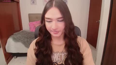 Miley online show from 12-04-25, 02:48