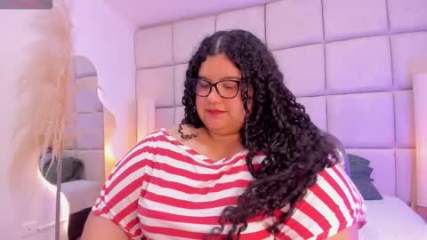 Miley online show from 11-21-25, 07:34