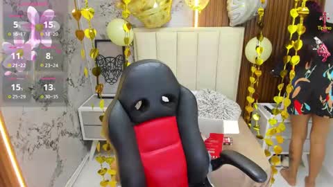 MILEY online show from 11-26-25, 07:48