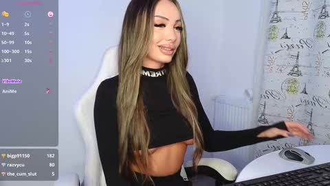 Miley Sin online show from 01-10-25, 03:06