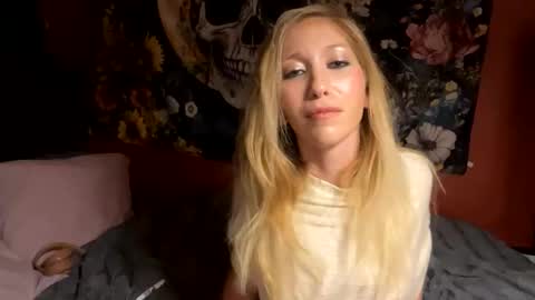 Snapshot of milf4everjenna chatting on 02-25-26, 04:11 milf4everjenna online show from 02-25-26, 04:11