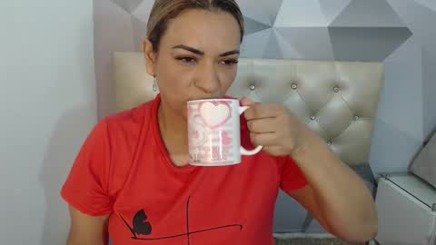 milf_hugeboobs online show from 01-17-26, 10:42