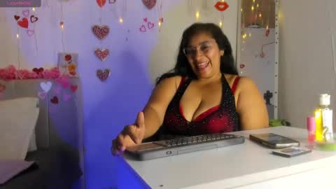 Snapshot of milf_latinn chatting on 09-17-25, 02:41 milf latinn online show from 09-17-25, 02:41