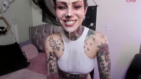 Isabella online show from 02-25-25, 04:21