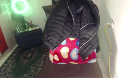 Valeria online show from 09-18-25, 03:03