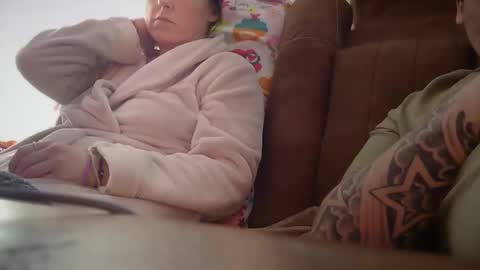 Snapshot of milfanddilf696969 chatting on 12-31-24, 01:47 milfanddilf696969 online show from 12-31-24, 01:47